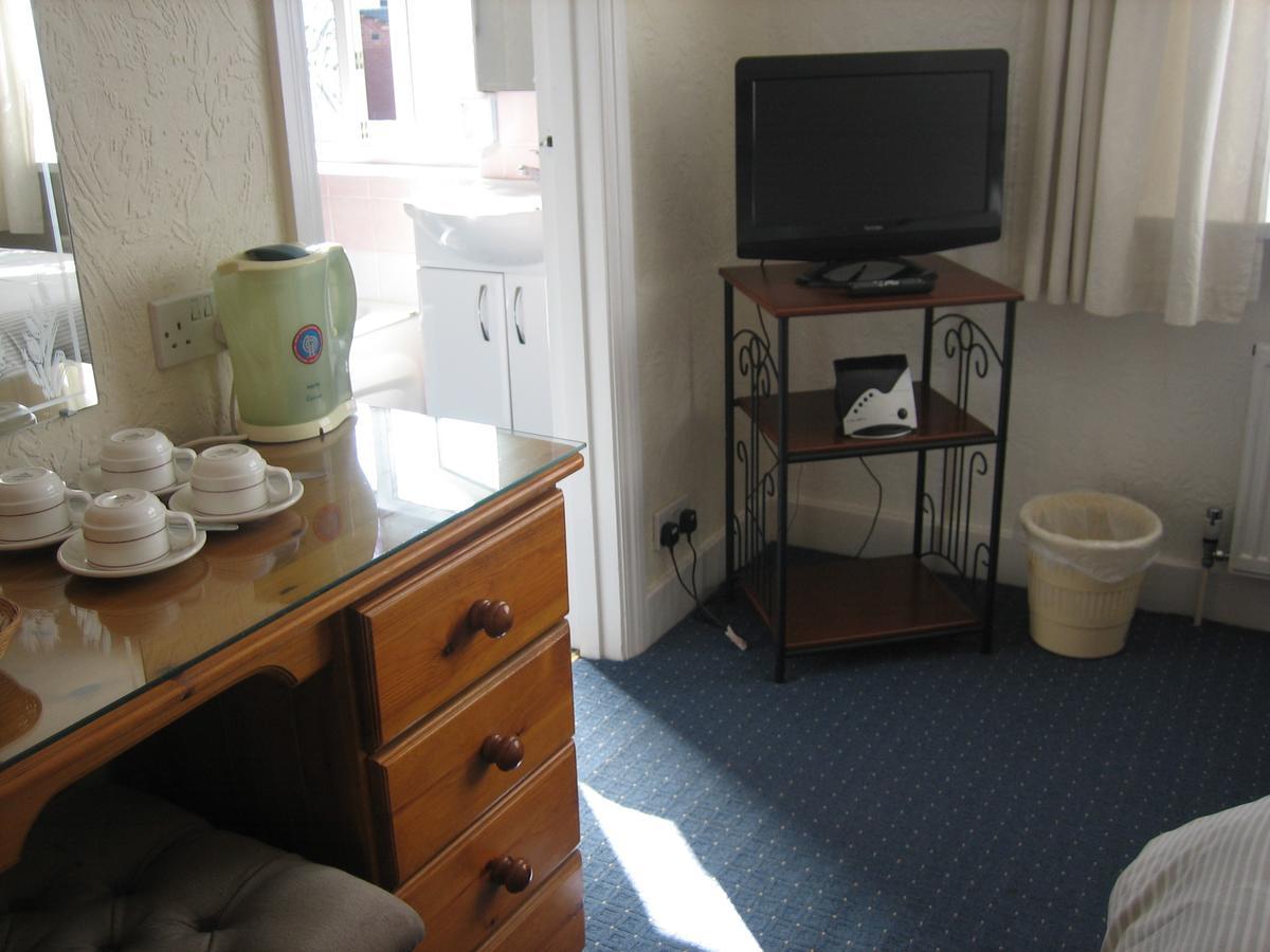 Bed and Breakfast Gables Nest Birmingham Exterior foto